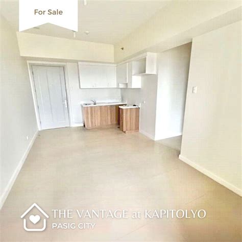 The Vantage (Condo For Sale) .